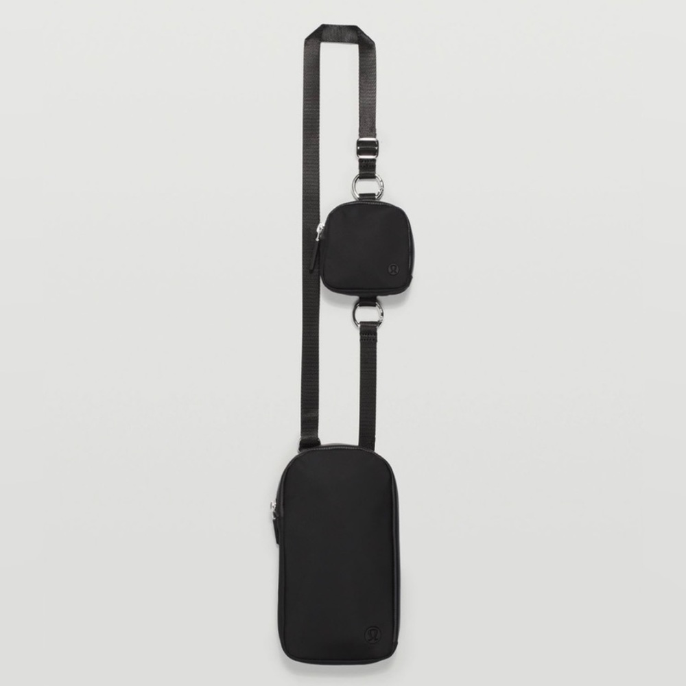 Lululemon Modular Crossbody in Black